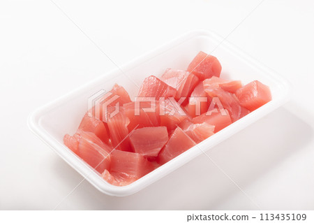 【靜岡縣產】黃鰭鮪魚（切塊生魚片） 113435109