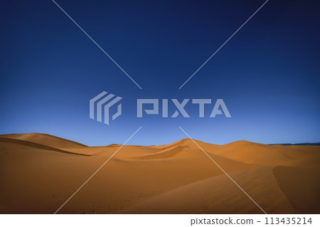 摩洛哥南部穆罕默德吉茲蘭的撒哈拉沙漠 113435214