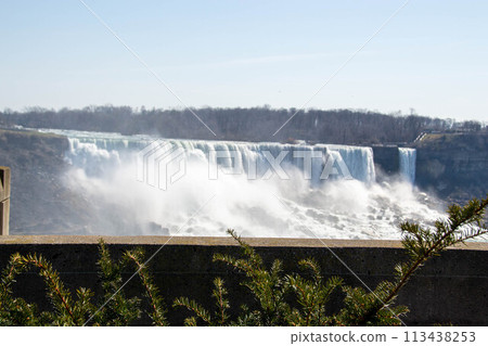 Beautiful Niagara Falls. Horseshoe Falls from the Canadian side in spring 113438253