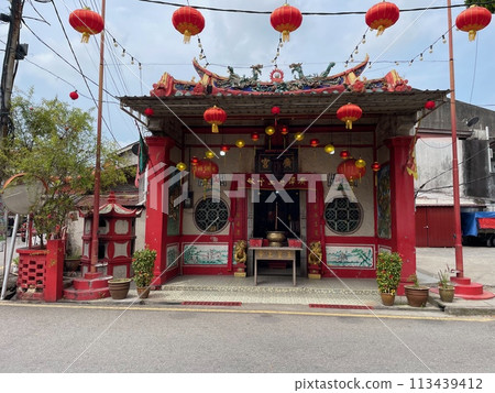 Temple street in Melaka 113439412