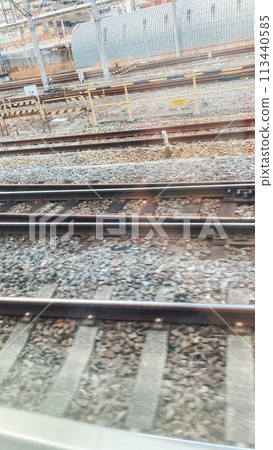 Railroad tracks 113440585