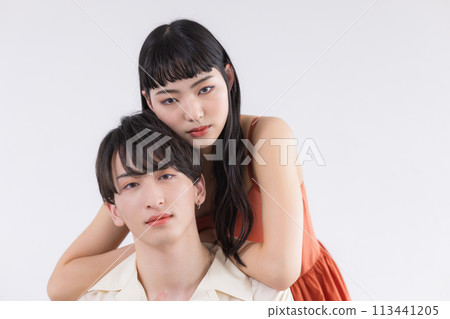 Beauty Genderless Makeup Men and women wearing makeup 113441205