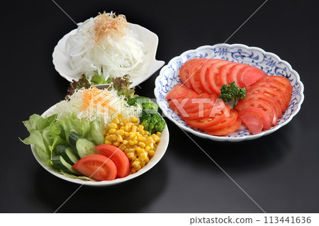 Fresh vegetable salad, delicious salad, healthy vegetable salad 113441636