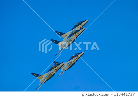 Air Self-Defense Force's Blue Impulse exhibiting flight 113441737