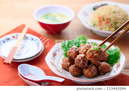 Chinese style meatballs 113442004