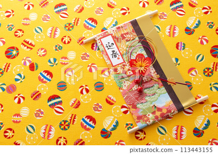 新年裝飾品和日本圖案布 新年裝飾品和日本圖案布 113443155