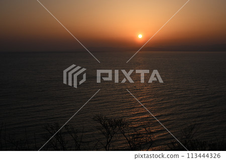 恩康特角的日落 恩康特角的日落 113444326