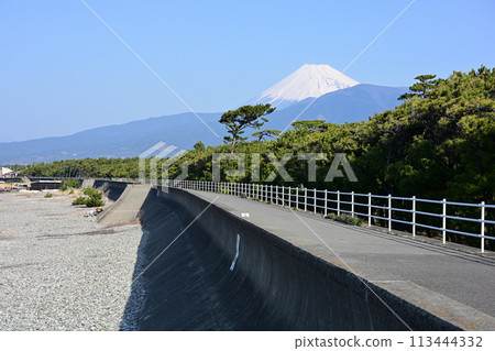 Mt. Fuji from Senbon Hama Mt. Fuji from Senbon Hama 113444332