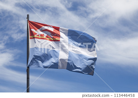 Flag of Saint Malo atop of its pole 113446458