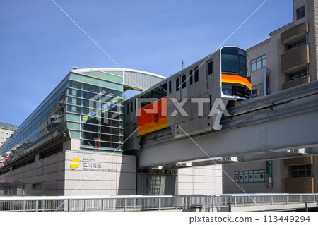 A train bound for Kamikitadai arrives at Tama Monorail Tachikawa Minami Station A train bound for Kamikitadai arrives at Tama Monorail Tachikawa Minami Station 113449294