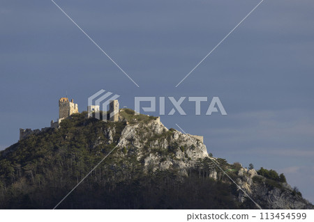 Staatz ruins in Weinviertel, Lower Austria, Austria Staatz ruins in Weinviertel, Lower Austria, Austria 113454599
