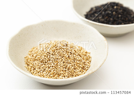 White sesame and black sesame White sesame and black sesame 113457084