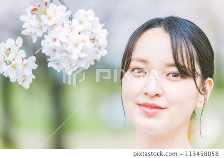 一個愛櫻花的女人 113458058