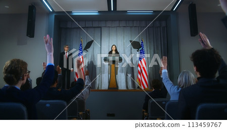 US presidential candidate comes to tribune, starts performance 113459767