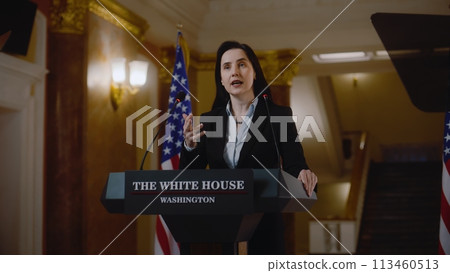 Female US minister gives inspirational speech in the White House 113460513