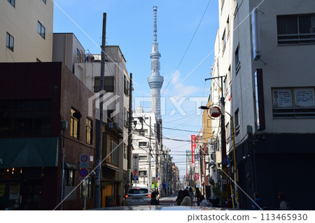 Sky tree seen from downtown 113465930