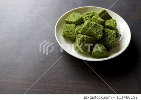 Matcha Warabi Mochi Matcha Warabi Mochi 113466152
