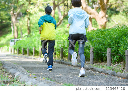 Running feet 2 people Running feet 2 people 113468428