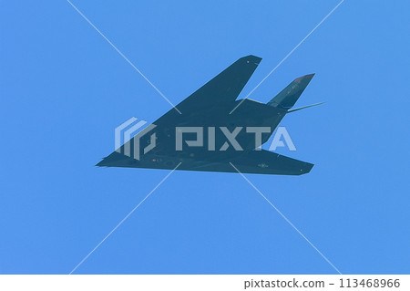 US Air Force F-117 Nighthawk in flight US Air Force F-117 Nighthawk in flight 113468966