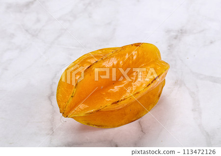 Tropical sweet delicous fruit - carambola 113472126
