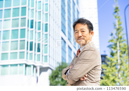 商人建設房地產 113476590