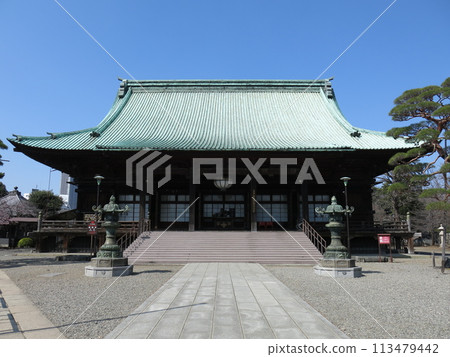 Gokoku-ji Temple in Bunkyo Ward (Hondou) 113479442