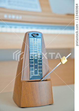 metronome 113480964
