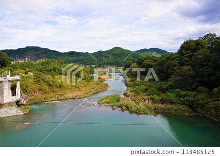 群馬縣藤岡市信水水壩、大西水壩、利根川水系、神無川、信水湖 113485125