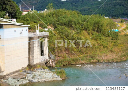 群馬縣藤岡市信水水壩、大西水壩、利根川水系、神無川、信水湖 113485127