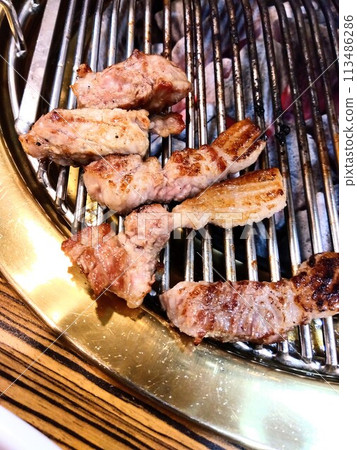Black pork restaurant in Jeju Island, Korea 113486286