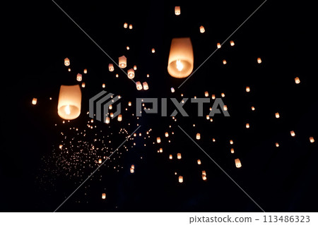 泰國清邁 Khom Roi 元宵節 113486323