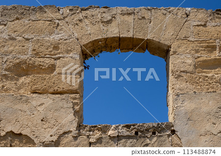 Ruin of a house and a blue sky, Sicily, Italy 113488874