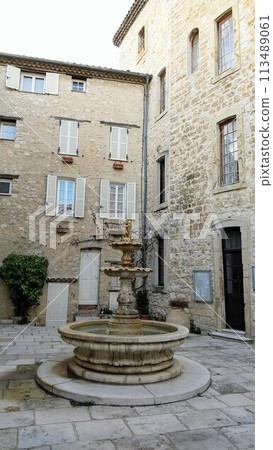 Scenery of the Violet Village in Tourrettes-sur-Loup, France 113489061