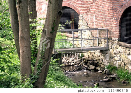 stone bridge over the river stone bridge over the river 113490846