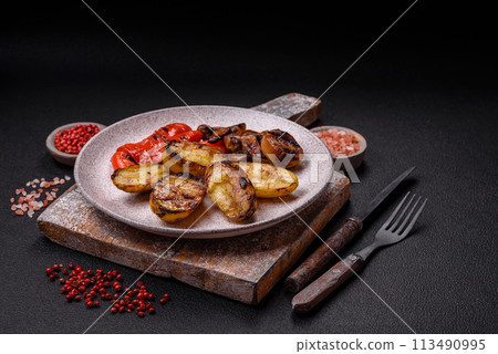 Delicious juicy grilled vegetables potatoes, tomatoes, peppers, eggplant 113490995