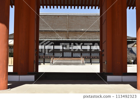 從Kimoto皇宮看見的Shiogama神社 從Kimoto皇宮看見的Shiogama神社 113492323