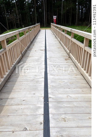 Minowa Castle Wooden bridge connecting the main enclosure and the warehouse Minowa Castle Wooden bridge connecting the main enclosure and the warehouse 113492391