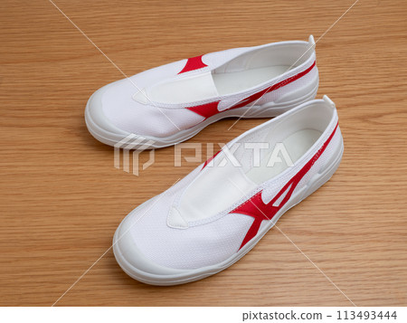 School shoes School shoes 113493444