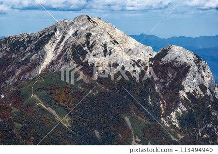 Mount Kaikoma seen from Mount Senjo in the Southern Alps 113494940
