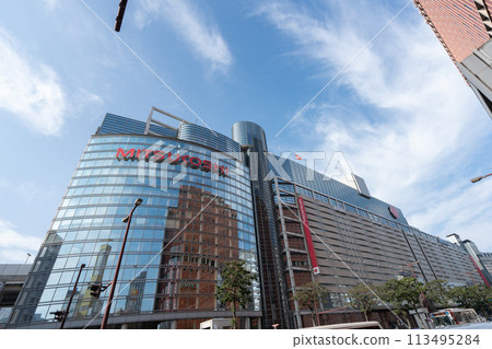 Scenery near the Watanabedori 4-chome intersection (Fukuoka City, Fukuoka Prefecture/December 2023) Scenery near the Watanabedori 4-chome intersection (Fukuoka City, Fukuoka Prefecture/December 2023) 113495284