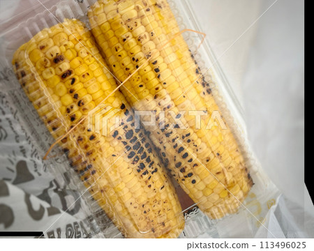 Grilled corn Grilled corn 113496025