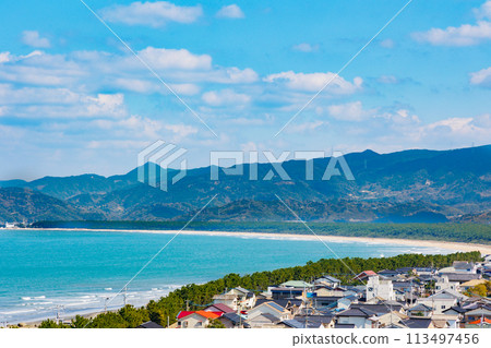 Rainbow Pine Grove as seen from Karatsu Castle 113497456