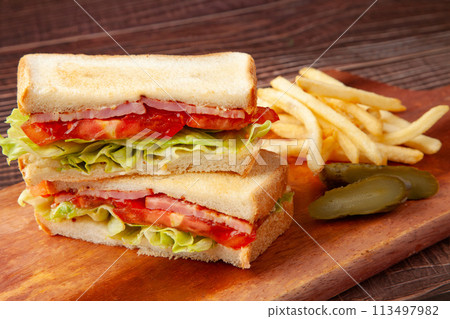 BLT sand 113497982