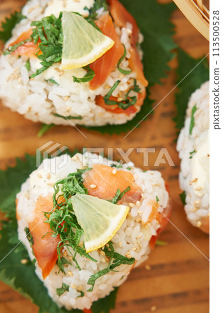 煙燻鮭魚宴會團 煙燻鮭魚宴會團 113500528