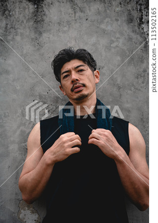 Sports gym, 40s, male 113502165