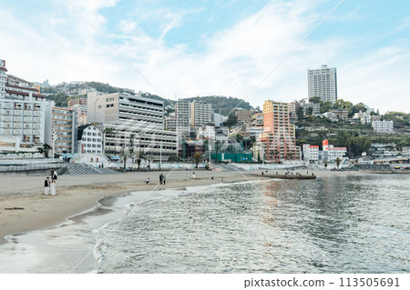 [靜岡縣]熱海街景與熱海陽光海灘風景 113505691