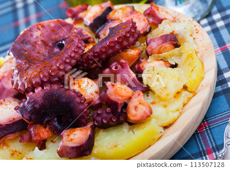 Pulpo a la gallega Pulpo a la gallega 113507128