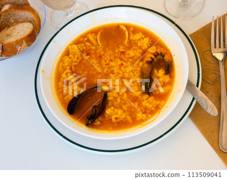 Seafood rice broth Seafood rice broth 113509041