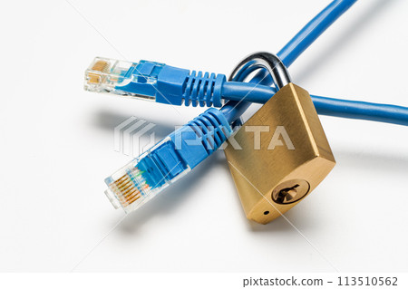 網路線和掛鎖 113510562