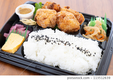 美味的炸雞便當 113512639